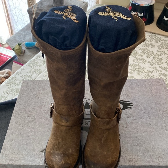 Freebird Crosby NEW - Picture 3 of 7